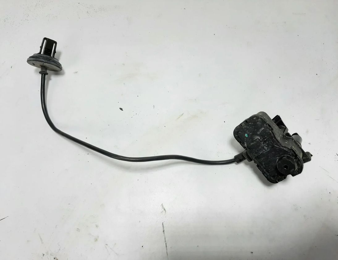 VOLKSWAGEN Variant VII TDI (2014-2024) Fuel Tank Cover Lock 5C6810773H 21718632