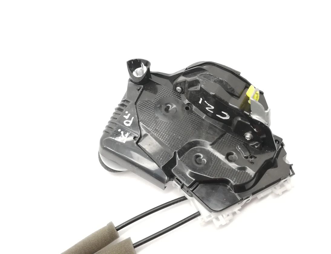 TOYOTA Yaris 4 generation (2020-2023) Замок передней левой двери 24818833