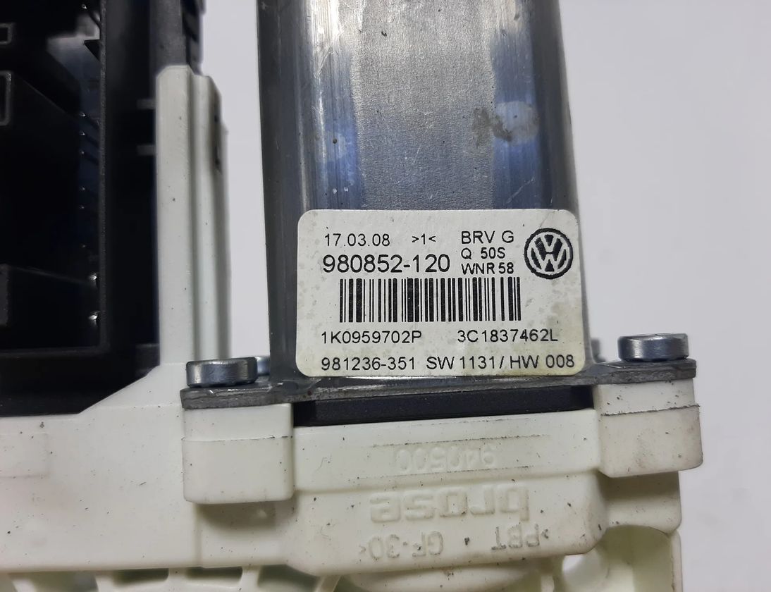 VOLKSWAGEN Passat B6 (2005-2010) Front Right Door Window Control Motor 1K0959792L,3C1837462L 31133877