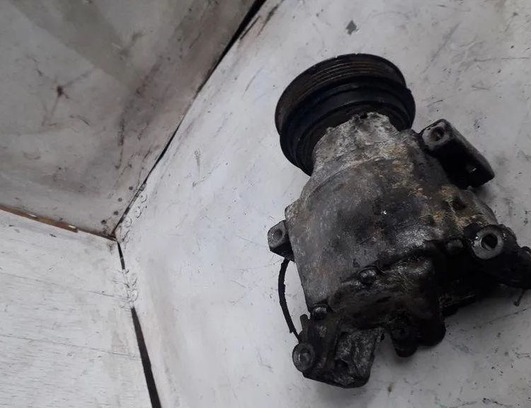 TOYOTA Corolla E120 (2000-2008) Gaisa kondicionēšanas sūknis 4472206351,SCSA06C 32113033