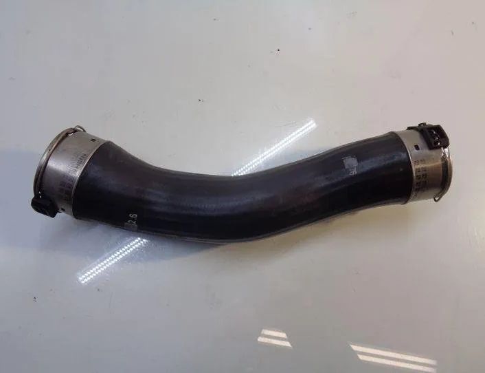 BMW 1 Series F20/F21 (2011-2020) шланг радиатора интеркулера 7810616,1161781061603 25724031