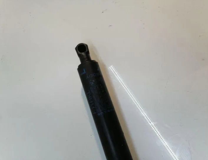 BMW 5 Series F10/F11 (2009-2017) Aizmugurējā bagāžnieka amartizātors labajā pusē 7207011 25724262