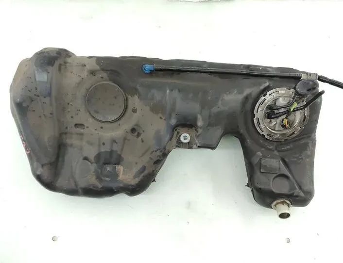 BMW 4 Series F32/F33/F36 (2013-2020) Fuel Tank 7376160 25739729