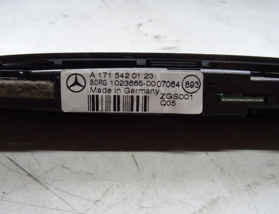 MERCEDES-BENZ CLS-Class C219 (2004-2010) Парктроник PDC Дисплей A1715420123,1715420123 28362606