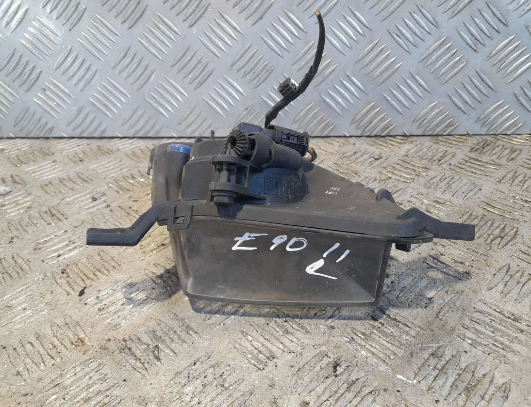 BMW 3 Series E90/E91/E92/E93 (2004-2013) Front Right Fog Light 17003702 29482055