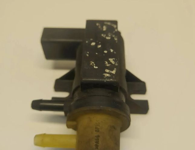 AUDI A6 C6/4F (2004-2011) Вакуумный клапан 1k0906627a 29488991