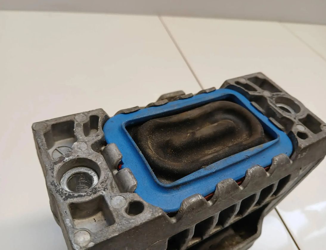 AUDI A3 8P (2003-2013) Front engine mount 1K0199262BB,1K0199262AT 29706734