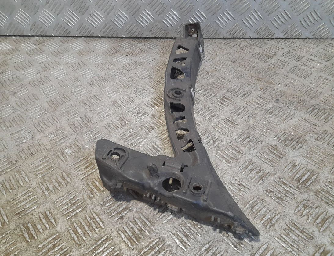 JAGUAR XF 1 generation (2011-2016) Front Left Bumper Bracket 6X2317B750 29710596