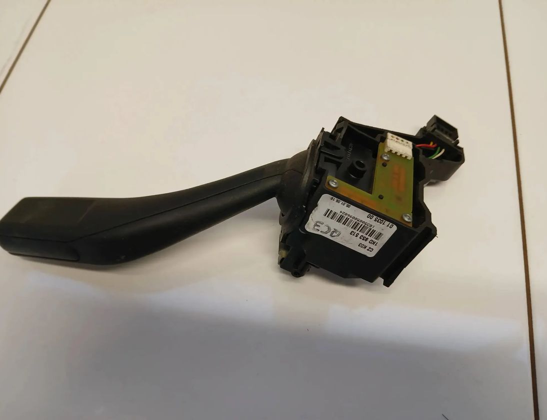 SKODA Octavia 1 generation (1996-2010) Turn switch knob 10350050096024,1K0953513 29712044