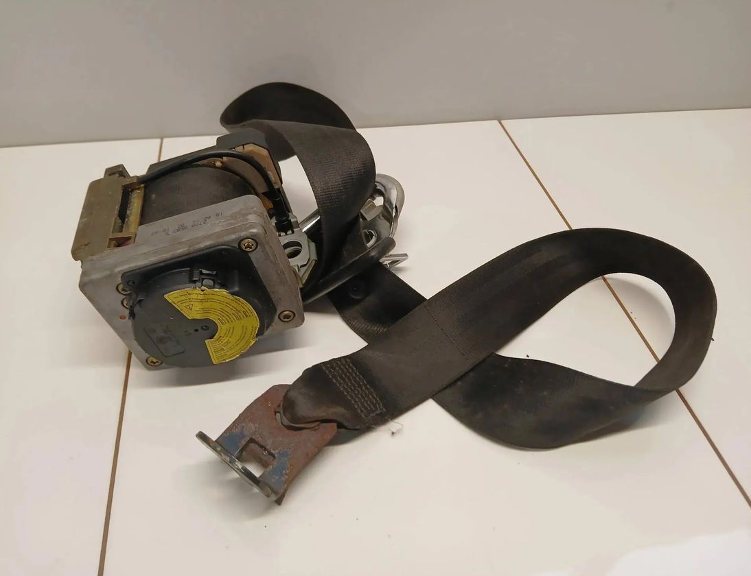 VOLKSWAGEN Golf 6 generation (2008-2015) Front Left Seatbelt 1j0857731b 29724714