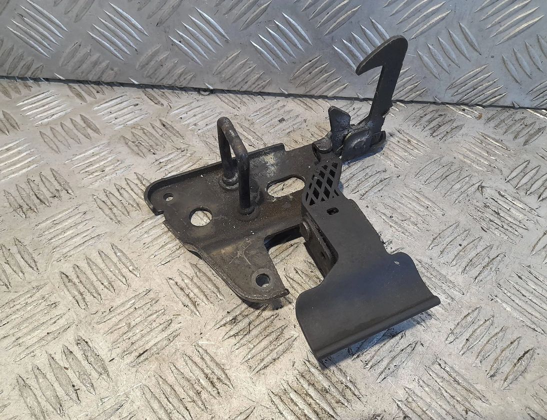 AUDI A6 C8/4K (2018-2024) Замок капота 4F0823480A 29732335