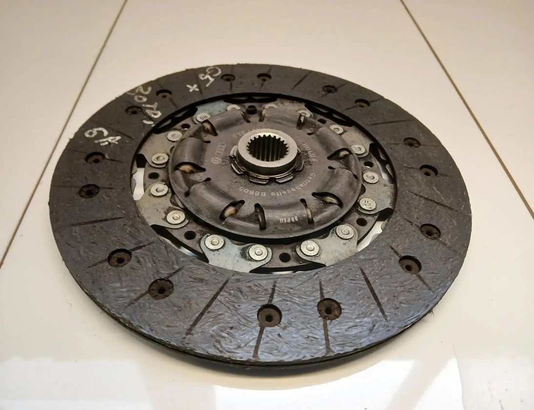 VOLKSWAGEN Golf 8 generation (2019-2023) Диск сцепления 022141031S 29732975