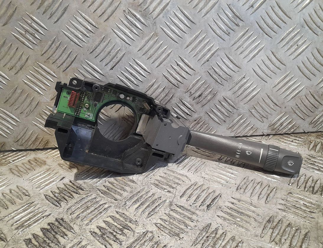 VOLVO S60 1 generation (2000-2009) Wiper Control 8666597 29743253