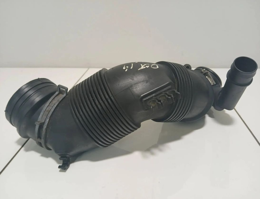 SKODA Octavia 1 generation (1996-2010) Air Intake Tube 5q0129654 29749827