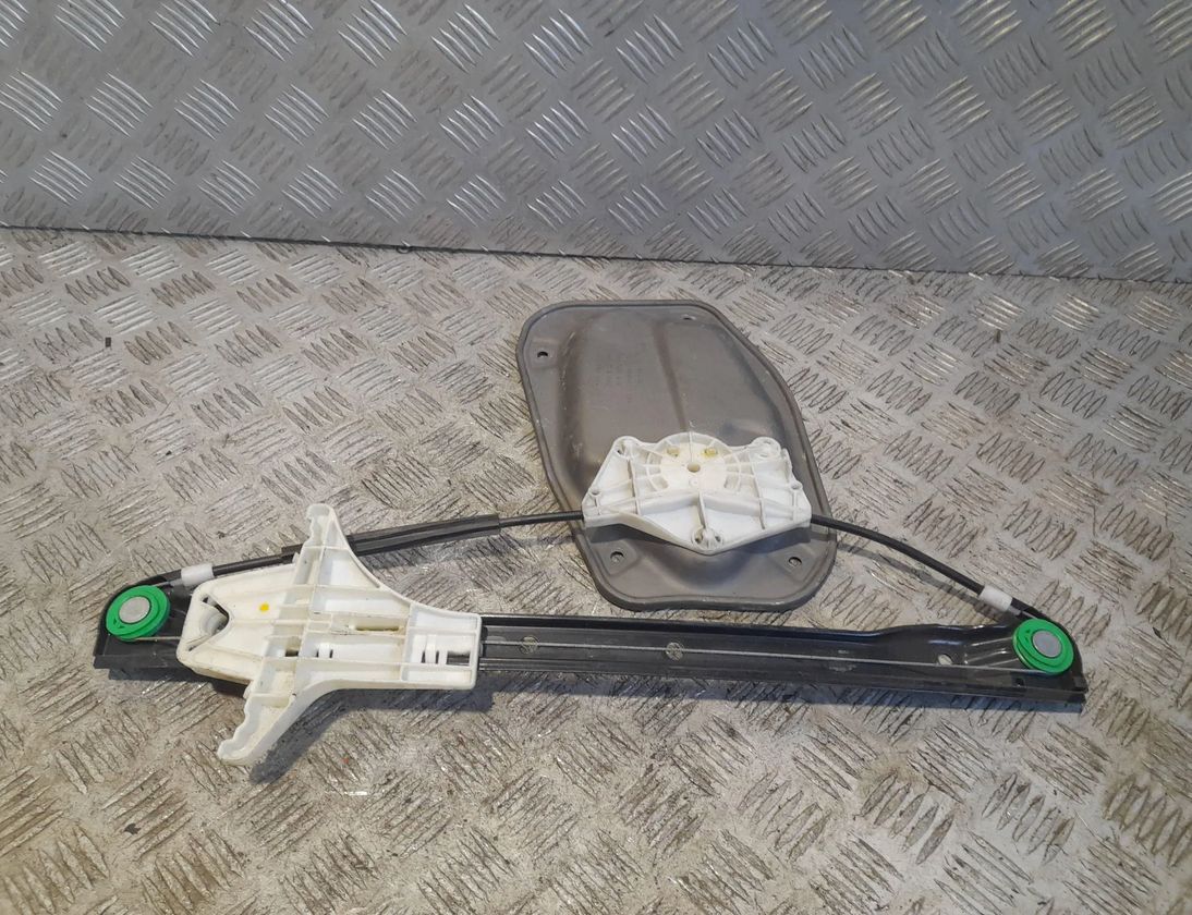 VOLKSWAGEN Golf Plus 1 generation (2004-2009) Aizmugurējo labo durvju logu pacēlājs 1K5839462,5M0839462 29753568