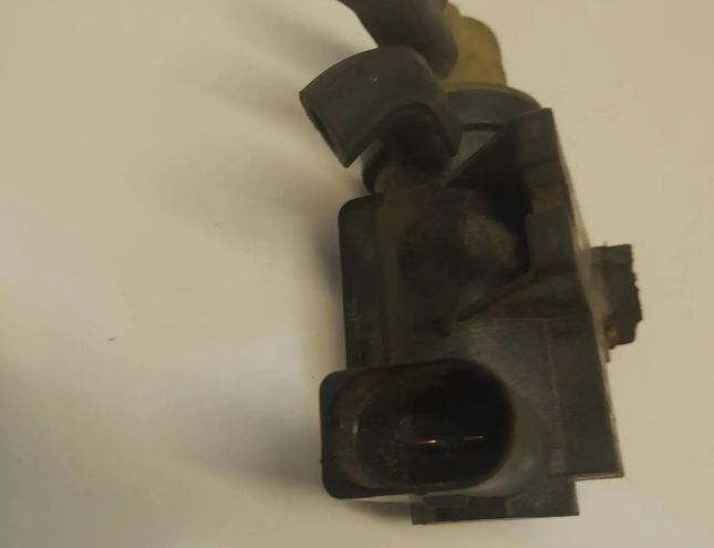 VOLKSWAGEN Crafter 1 generation (2006-2016) Вакуумный клапан 1K0906627A 29753786