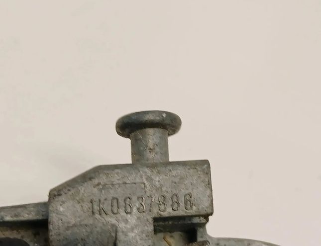 SKODA Octavia 1 generation (1996-2010) Наружная ручка боковых правых дверей 1K0837886,1K0837886A 29755149