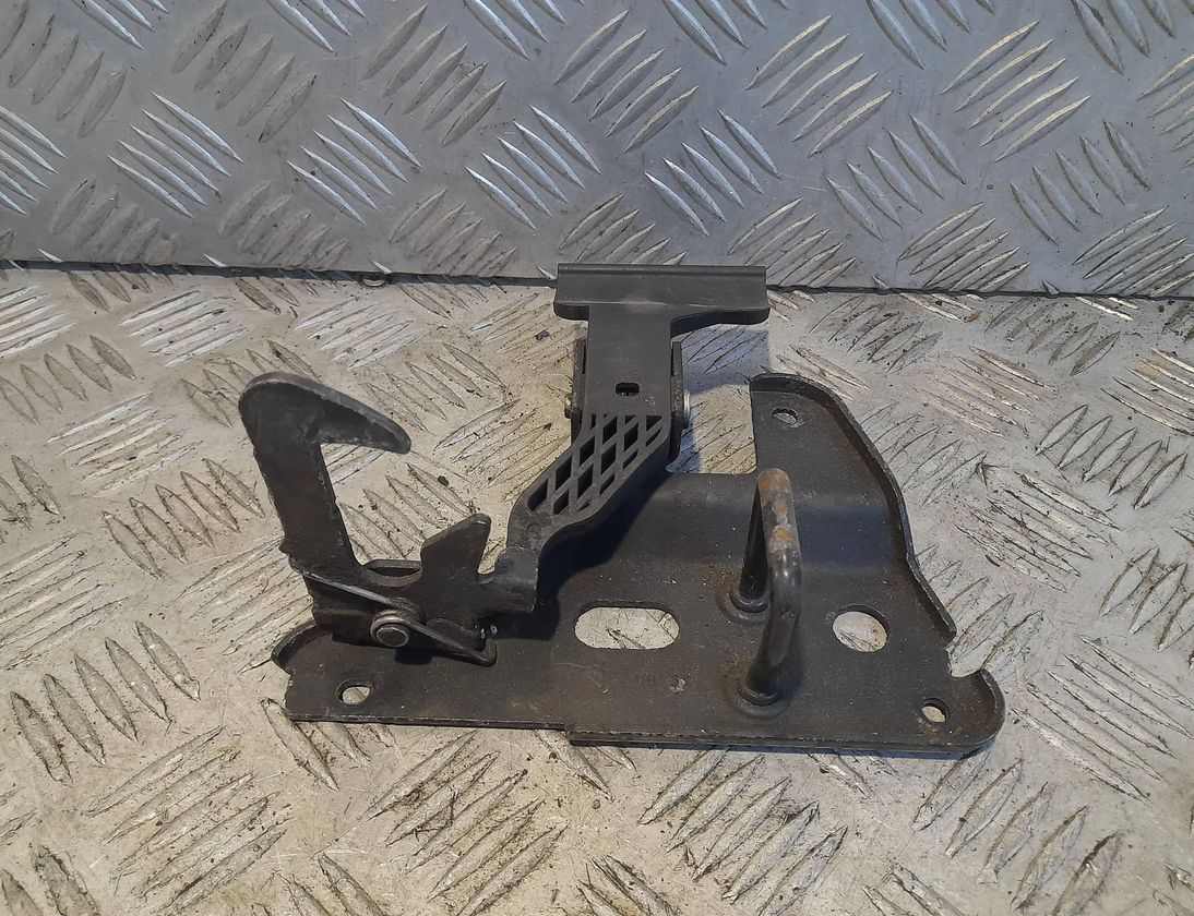 AUDI A6 C8/4K (2018-2024) Motora pārsega slēdzene 4F0823480A 29756414