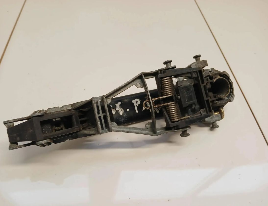 VOLKSWAGEN Golf 8 generation (2019-2023) Kreisās puses bīdāmo durvju ārējais rokturis 1Z0839886 29757459