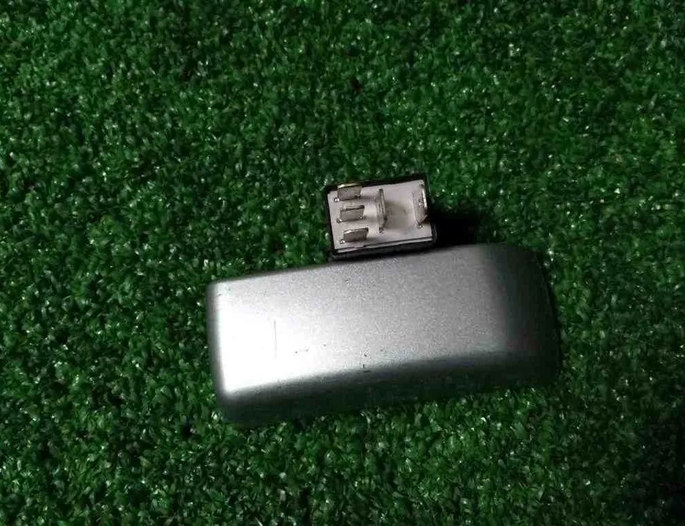 VOLKSWAGEN Golf 4 generation (1997-2006) Реле 0332201102,95VW10K705EA,7M0951253C 32498022