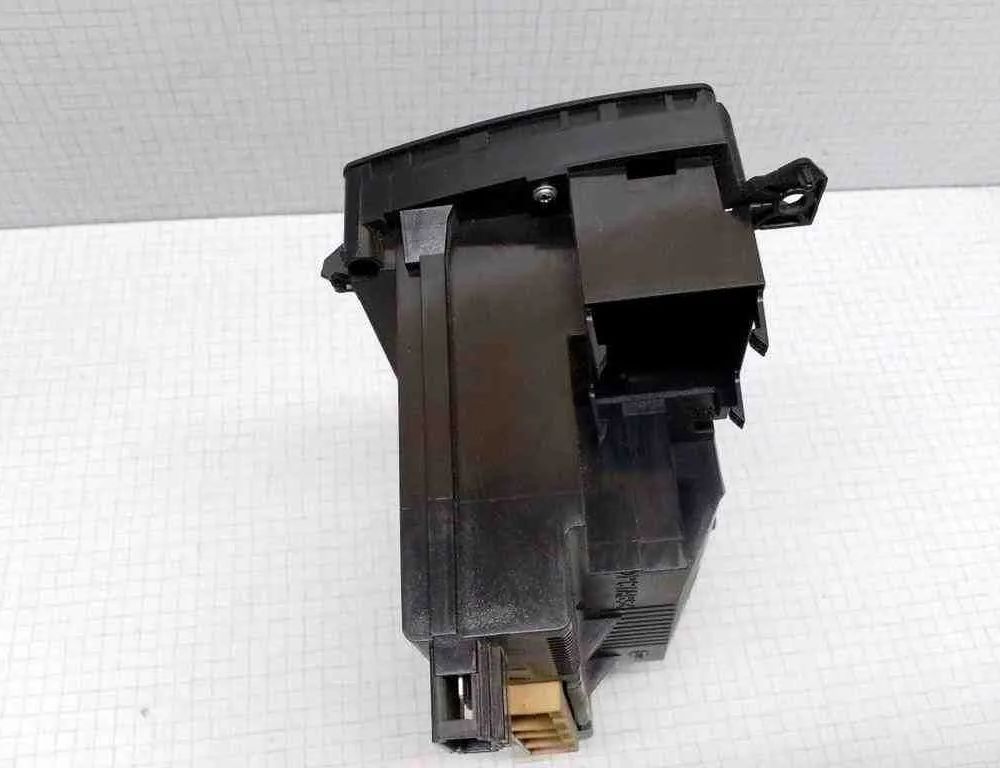 AUDI A6 C6/4F (2004-2011) Other Control Units 5HB00760400,4B0820043F 32500207