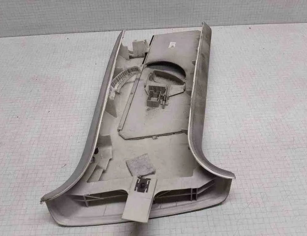 VOLKSWAGEN Golf 8 generation (2019-2023) Боковая стойка левой стороны 5960111,1K0868311A 32504008