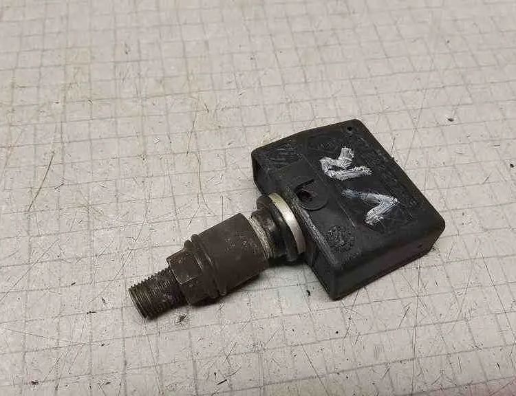 RENAULT Laguna 2 generation (2001-2007) Датчик давления в шинах 8200023746 32516086