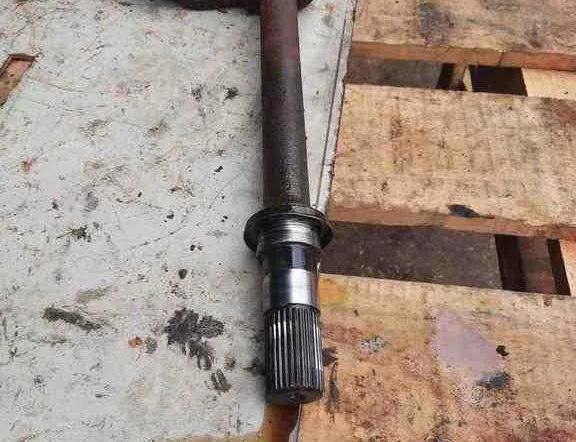 MAZDA 6 GG (2002-2007) Полуось передняя правая 32517068