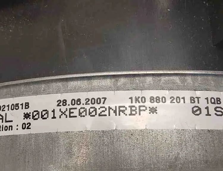 VOLKSWAGEN Passat B7 (2010-2015) Stūres drošības spilvens 1K0880201BT 32518302