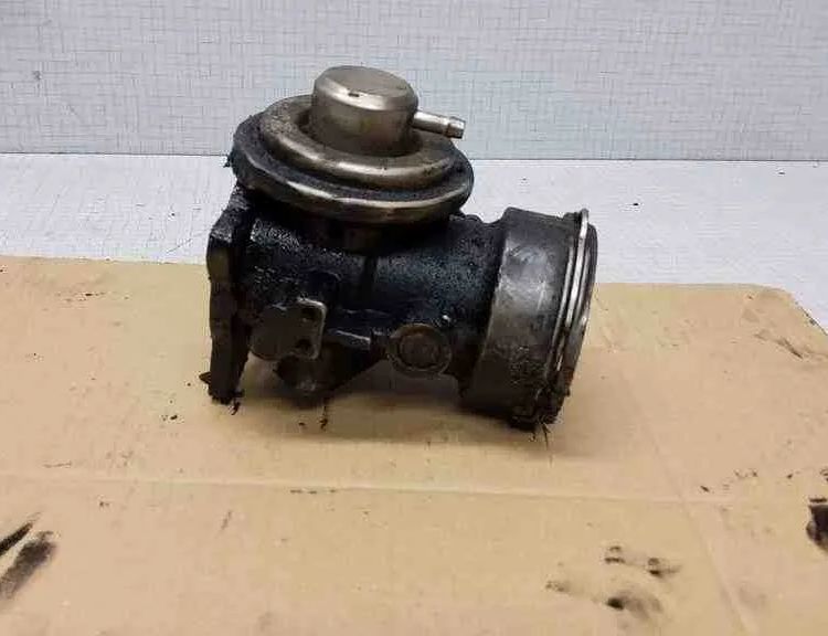 AUDI A4 B6/8E (2000-2005) EGR vārsts 038131501AA 32527376