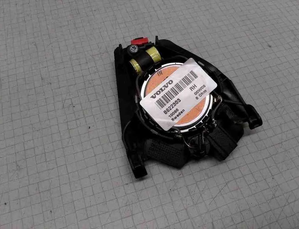 VOLVO V70 2 generation (2000-2008) Front Left Door Loudspeaker 8622303 32528813