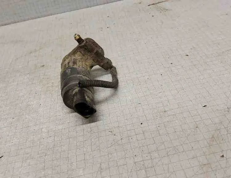 VOLKSWAGEN Caddy 3 generation (2004-2015) Washer Tank Motor 1K6955651,3841086G00000,3841086G00,18D955651,A2048660221,8260A082,95562817201,67128360627,6434A1,3841086G10000,67126938620,8260A021,A4548600126,1KD955651A,A2108691021 32531020