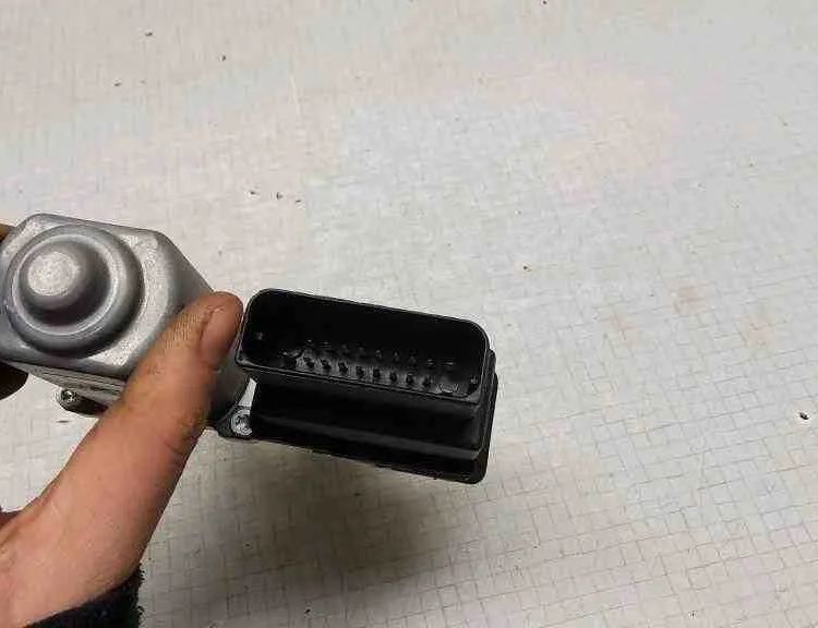 VOLKSWAGEN Passat B5 (1996-2005) Маторчик стеклоподъемника задней правой двери 993425200,974228111,17016330,1K0959704F,119434 32536185