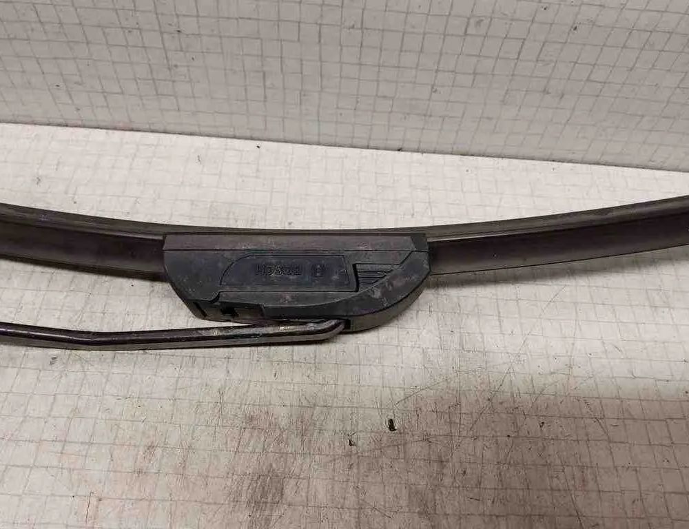 VOLVO S60 3 generation (2018-2023) Стеклоочистители спереди 8624266 32545085