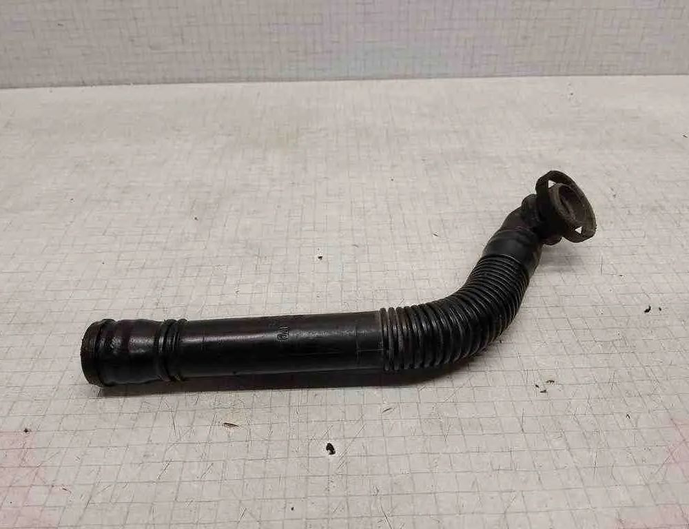 VOLKSWAGEN Passat B7 (2010-2015) Воздухозаборная труба 3C0129637B 32545932