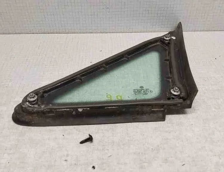 VOLKSWAGEN Caddy 3 generation (2004-2015) Переднеяя правая фортка E143R001057,E000184,2K0845412G 32558994