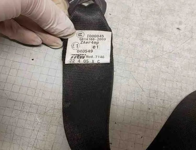 BMW X3 E83 (2003-2010) Ремень безопасности передний левый 33033481E,I000045,010605,GB141662003,330481991,330256555,33017492B,33032951,33028136 32559399