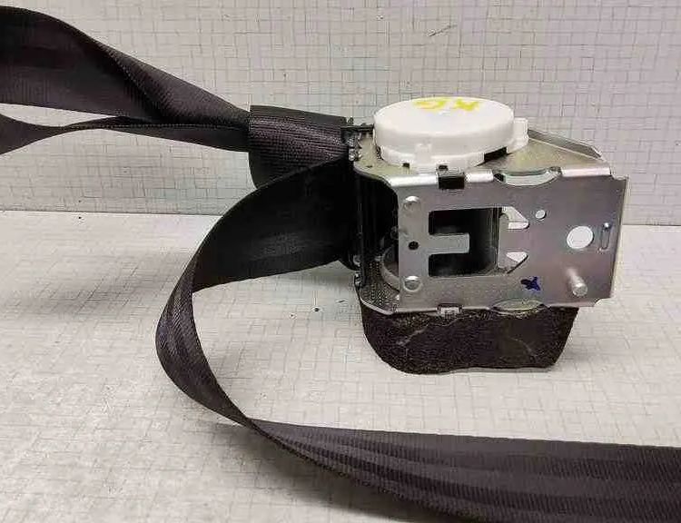 CITROËN C5 2 generation (2008-2017) Aizmugurējā kreisā drošības josta 33037442,33035173,96561744XX,E1040907,00052287,33060135 32560225