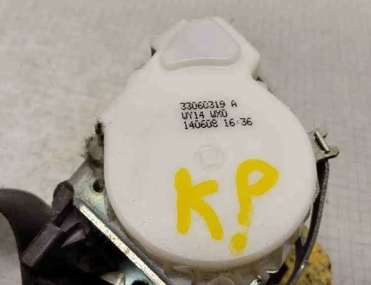 CITROËN C5 2 generation (2008-2017) Front Left Seatbelt 96560563XX,33060518B,33049550,200249B9,33060319,00052287,34002533,E1040908 32560228