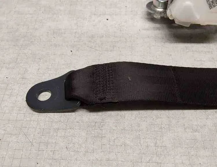 CITROËN C5 2 generation (2008-2017) Front Right Seatbelt 33042560,33060518B,33060320,34032906,200249B9,33060674,00052287,96560562XX,E1040908 32560234