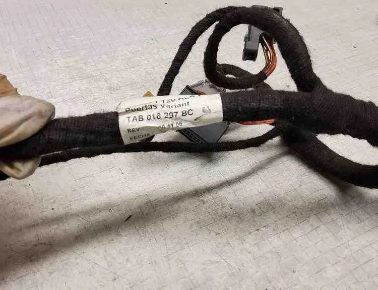 VOLKSWAGEN Golf 5 generation (2003-2009) Front Left Door Cables 1K9120AL,1K0971975,4D0972704,1J0973715,1J0972977G,1K0959843C,19694902,1K0937702C,0310305A,1K0972776,016297BC,3B0972712,6098488,6Q0972706A,1J0973119 32561770