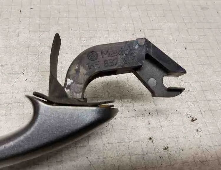 VOLKSWAGEN Golf 5 generation (2003-2009) Left Side Sliding Door Exterior Handle 1K5837205,036200,1K5837209 32561771