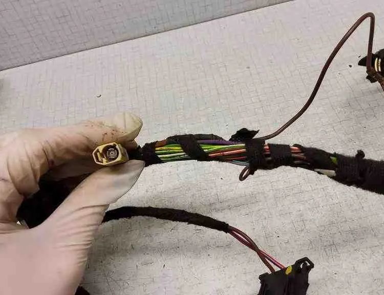 VOLKSWAGEN Transporter T5 (2003-2015) Дверные кабели передние левые 4F0937733B,16709901,1J0973714,4F0972483,6Q0971633A,8K0973754,1K0972961,7H0971905,4D0972704 32563065