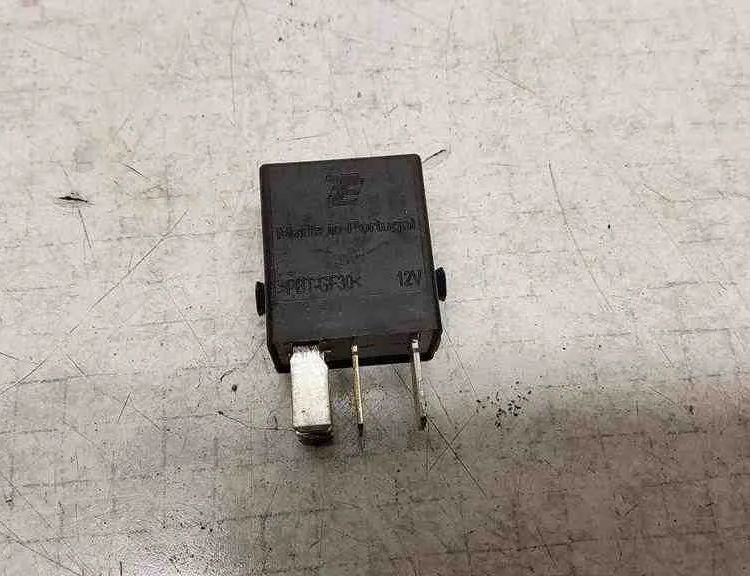 VOLKSWAGEN Transporter T5 (2003-2015) Реле 646,4H0951253C 32563478