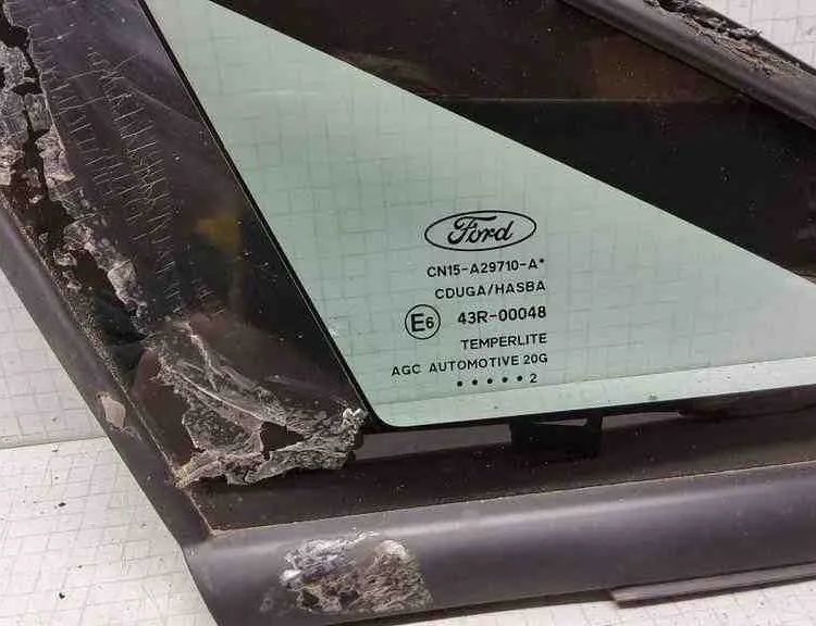 FORD EcoSport 2 generation (2013-2024) Переднеяя правая фортка E643R00048,CN15A29710A 32563524