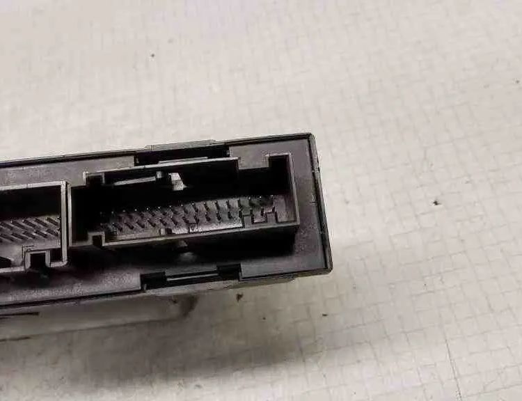 VOLKSWAGEN Touareg 1 generation (2002-2010) Priekšējo kreiso durvju logu pacēlāja motorīts 3D1959793,0130821764,7L0959701 32564092