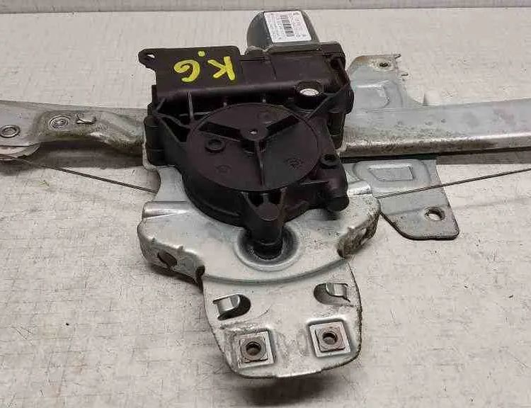 CITROËN C5 2 generation (2008-2017) Aizmugurējo kreiso durvju logu pacēlājs 0130822447,128000772,9570313280 32564140