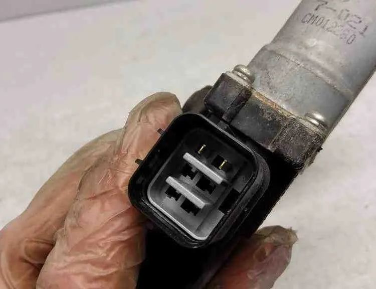 HONDA Civic 8 generation (2005-2012) Aizmugurējo kreiso durvju logu pacēlājs 611040,CM012280 32564249