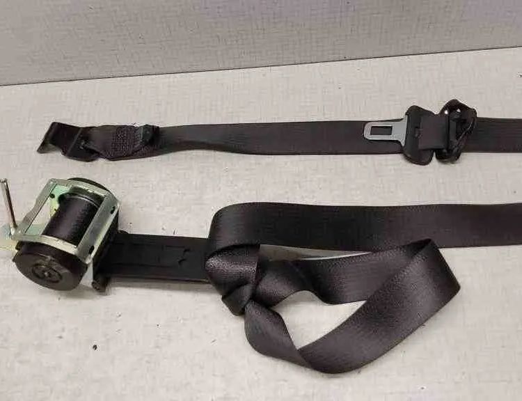 OPEL Astra J (2009-2020) Front Right Seatbelt PP601851900,616621600,F13296212,604512200,605123900,560834801E,N13296172 32565536