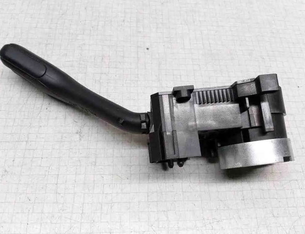 SKODA Fabia 1 generation  (2004-2007) поворота переключение  202852ATW,8L0953513G 32622951